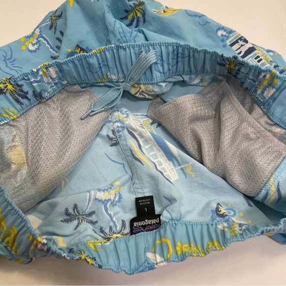 Patagonia Womens 2.5” Barely Baggies Shorts C Street Garden Blue Print - Picture 6 of 8